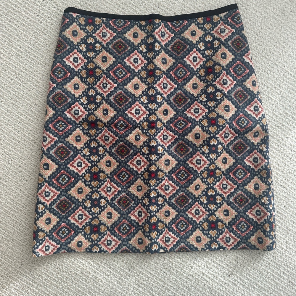 LOFT size 0 pencil skirt; lightly worn